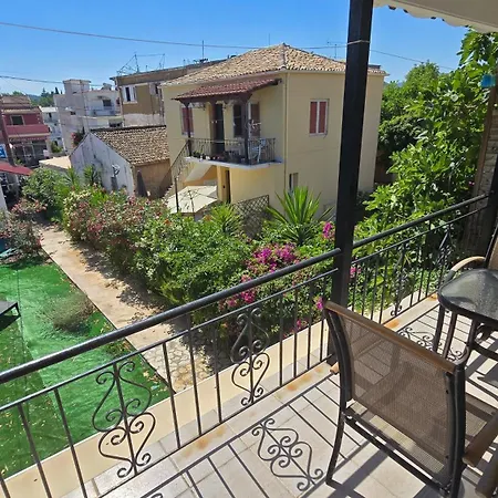 公寓 Alegria House 150m From The